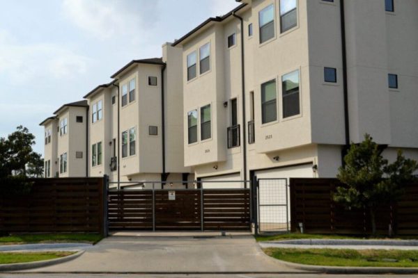real-estate-gc8b4d321a_1920